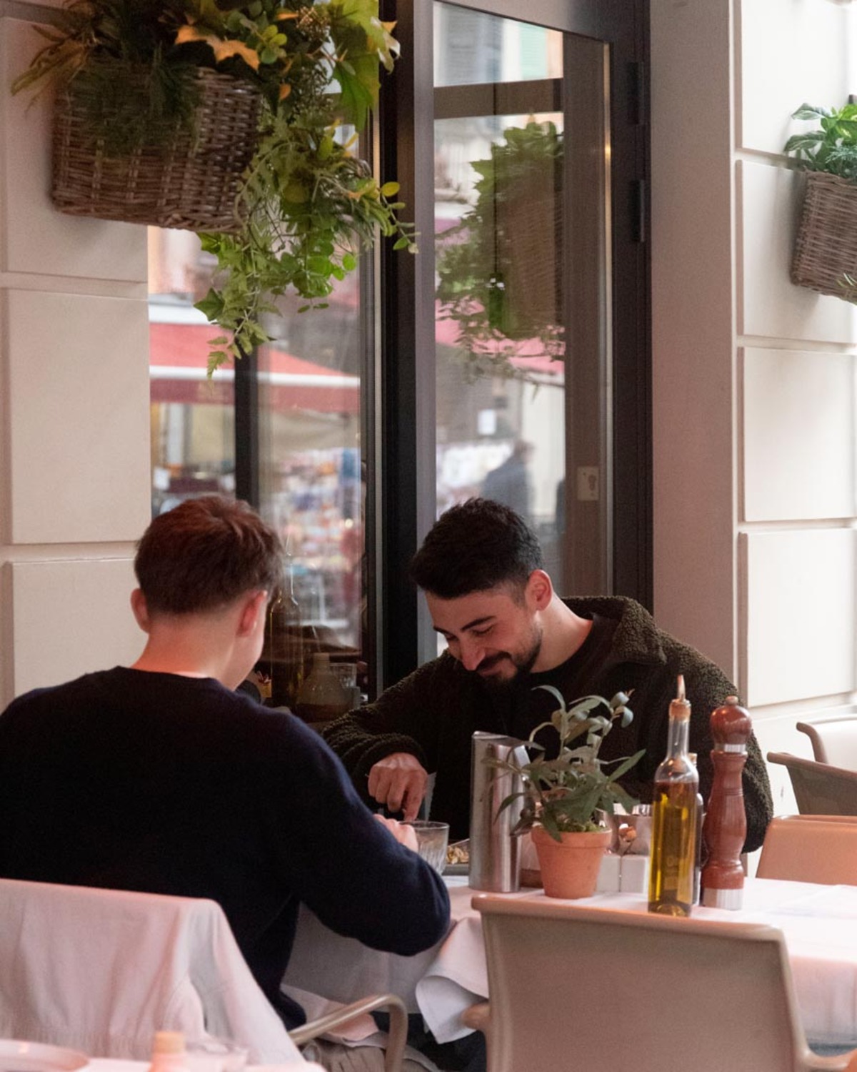 Discover the restaurant La Voglia on the Cours Saleya in Nice photo 2